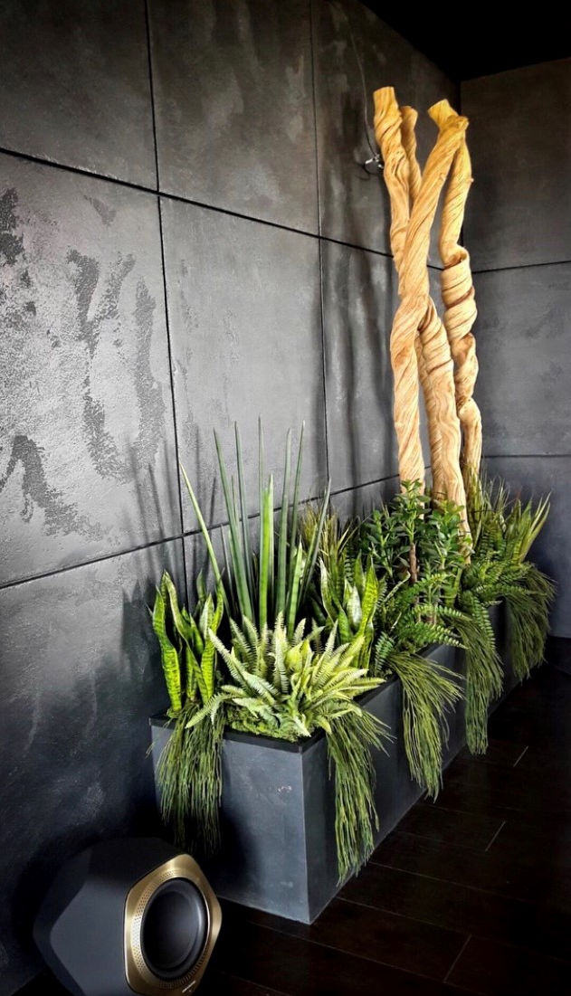 Interior floral arrangement 2
